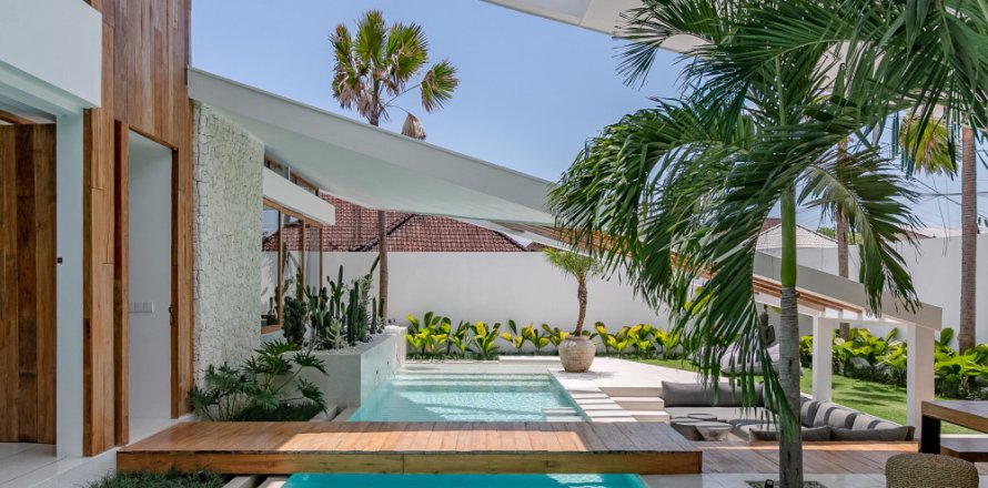 4 bedrooms Villa in Canggu, Badung, Bali (12149)