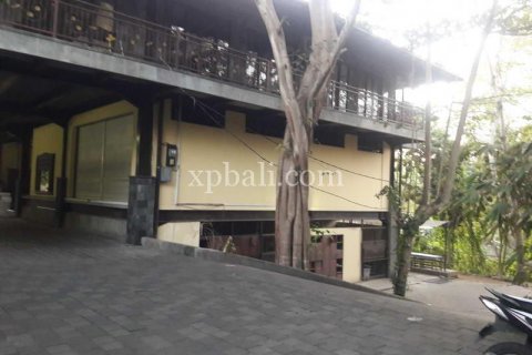 1504m2 Villa in Gianyar, Bali (832) 2