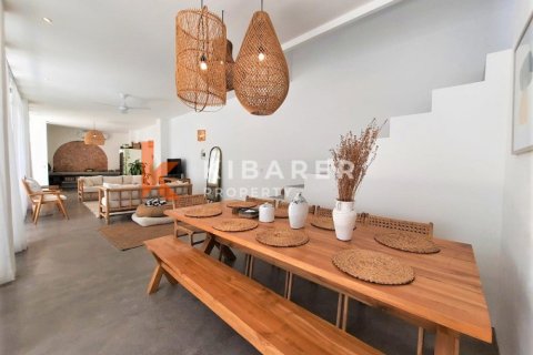 3 bedrooms Villa in Tibubeneng, Badung, Bali (13357) 17