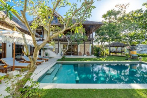 3 bedrooms Villa in Jimbaran, Badung, Bali (1784) 2