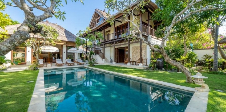 3 bedrooms Villa in Jimbaran, Badung, Bali (1784)