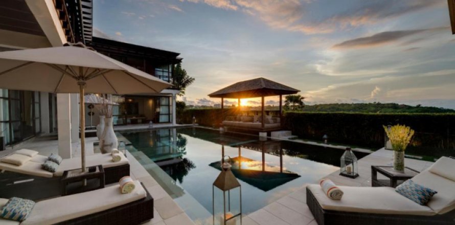 4 bedrooms Villa in Jimbaran, Badung, Bali (1368)