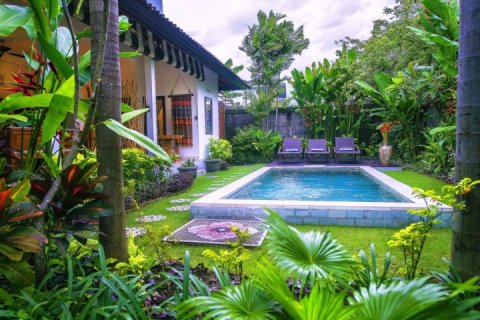Vila 4 kamar tidur di Seminyak, Badung, Bali (2198)