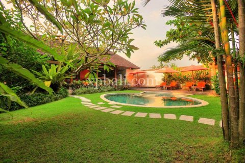 8 bedrooms Villa in Tampaksiring, Gianyar, Bali (6020) 12