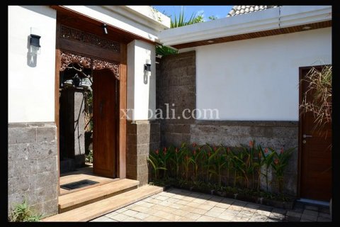 3 bedrooms Villa in Tampaksiring, Gianyar, Bali (6016) 12