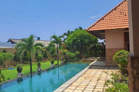 4 bedrooms Villa in South Denpasar, Denpasar, Bali (5818) 26