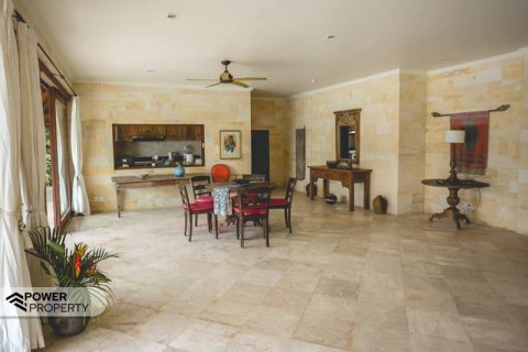 4 bedrooms Villa in Tabanan, Bali (8452) 16