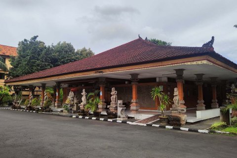 East Denpasar - photo 4