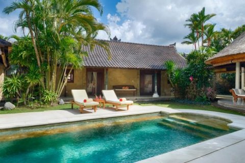 Vila 2 kamar tidur di Seminyak, Badung, Bali (1545)