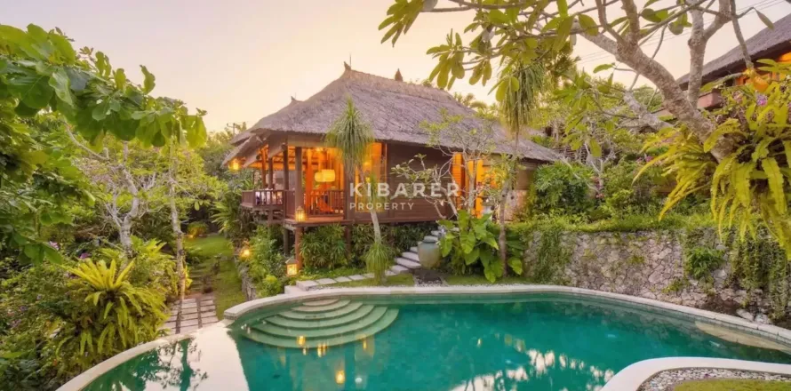 4 bedrooms Villa in Jimbaran, Badung, Bali (12623)