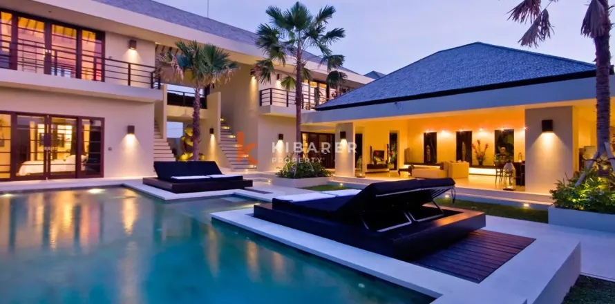 4 bedrooms Villa in Tibubeneng, Badung, Bali (12626)