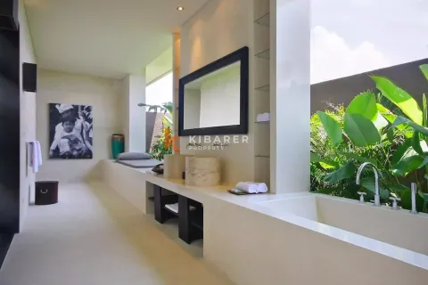 4 bedrooms Villa in Tibubeneng, Badung, Bali (12626) 28