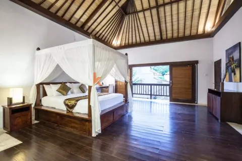 4 bedrooms Villa in Badung, Bali (12628) 11