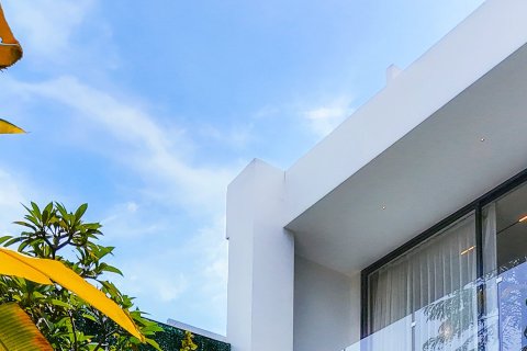 VILLA RUBY AND BLUE SAPPHIRE di Kerobokan, Badung, Bali (9932)
