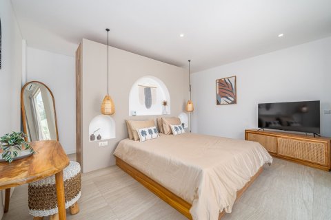 Вилла с 4 спальнями в SUNSET VILLA, Переренан, Бали (9931) 14