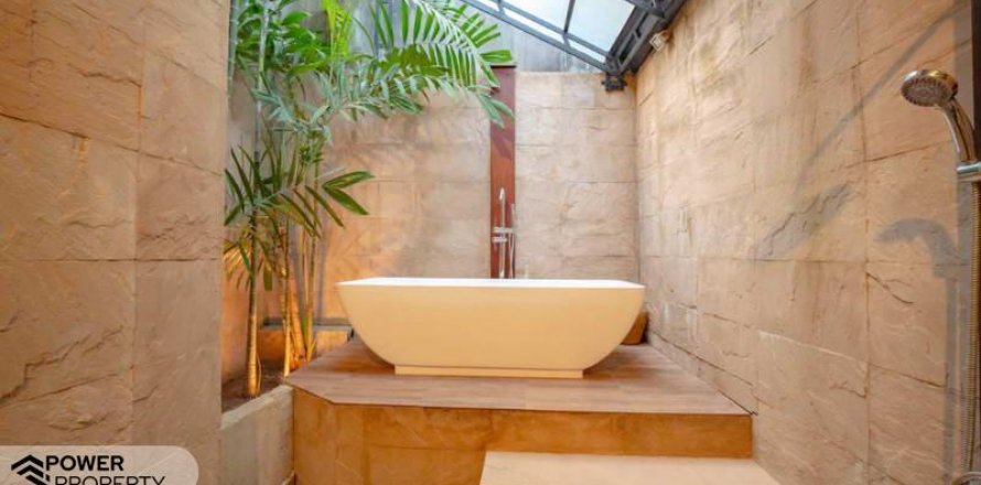 4 bedrooms Villa in Tampaksiring, Gianyar, Bali (5842)