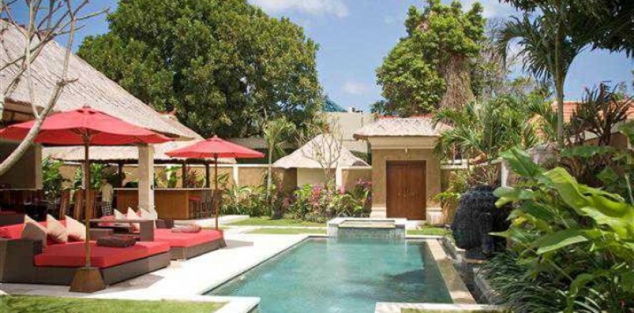 3 bedrooms Villa in Seminyak, Badung, Bali (1526)
