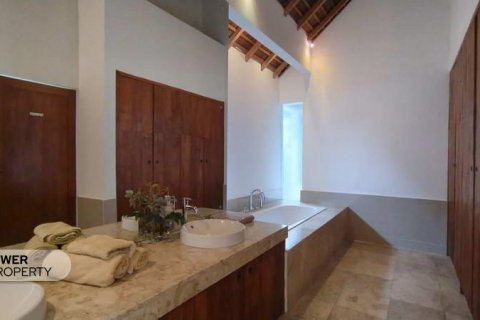 3 bedrooms Villa in Tampaksiring, Gianyar, Bali (9979) 4