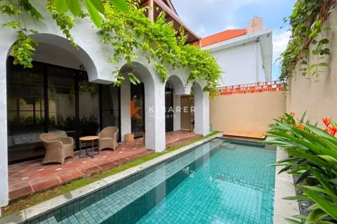 Vila 4 kamar tidur di Seminyak, Badung, Bali (12853)
