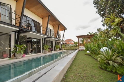 Vila 4 kamar tidur di Canggu, Badung, Bali (12237)