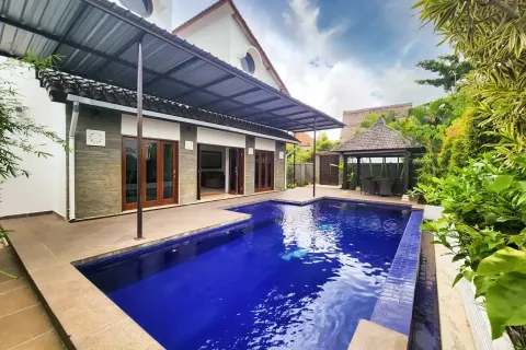 Vila 6 kamar tidur di Jimbaran, Badung, Bali (11014)