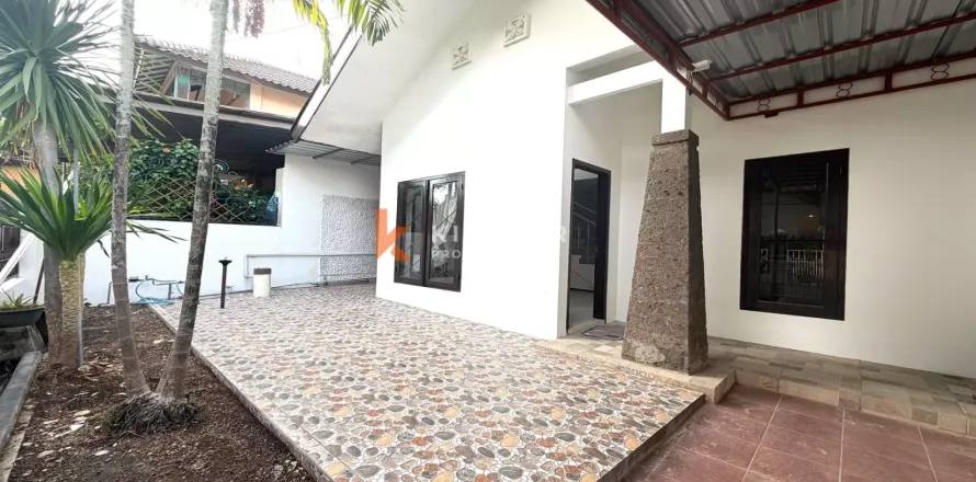 4 bedrooms Villa in Kerobokan, Badung, Bali (12593)