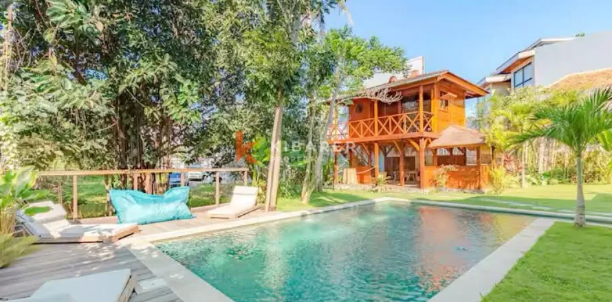 Vila 4 kamar tidur di Tumbak Bayuh, Mengwi, Badung, Bali (12343)