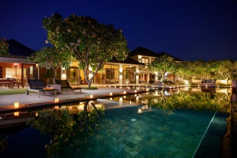 4 bedrooms Villa in South Kuta, Badung, Bali (1288) 5