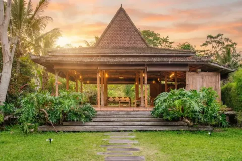 Vila 4 kamar tidur di Ubud, Gianyar, Bali (11102)