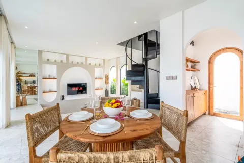 2 bedrooms Villa in Tumbak Bayuh, Mengwi, Badung, Bali (10777) 18