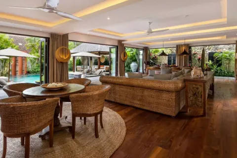 4 bedrooms Villa in Badung, Bali (10980) 15