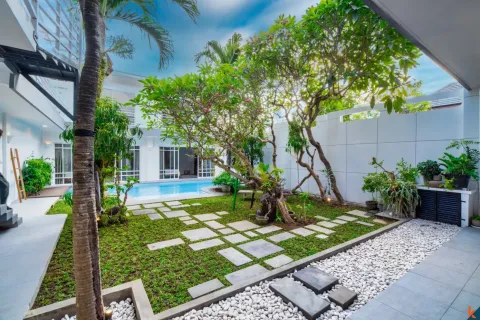 4 bedrooms Villa in Tibubeneng, Badung, Bali (10982) 9