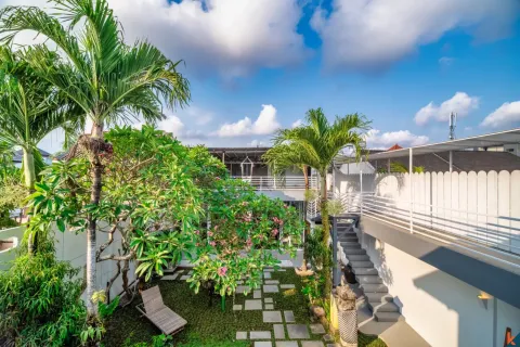 4 bedrooms Villa in Tibubeneng, Badung, Bali (10982) 3