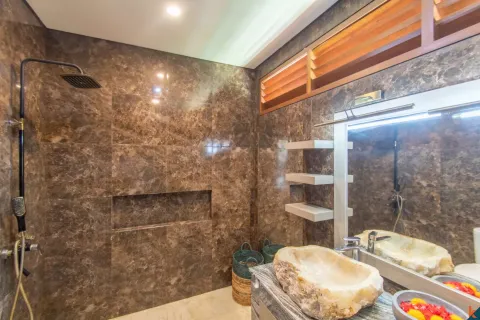 6 bedrooms Villa in Tumbak Bayuh, Mengwi, Badung, Bali (10985) 26