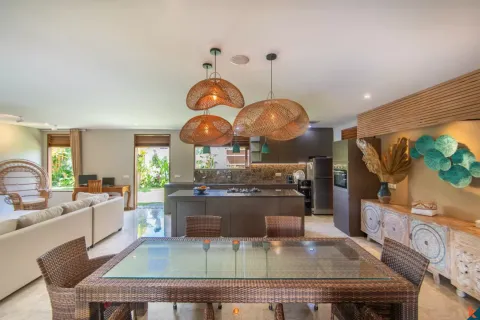 6 bedrooms Villa in Tumbak Bayuh, Mengwi, Badung, Bali (10985) 16