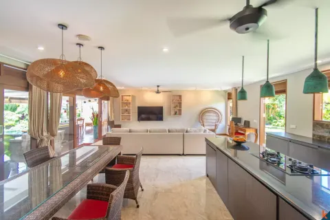 6 bedrooms Villa in Tumbak Bayuh, Mengwi, Badung, Bali (10985) 17