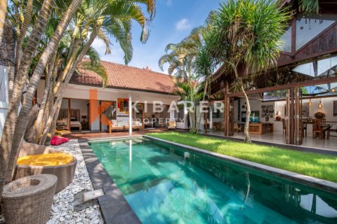 Vila 3 kamar tidur di Kerobokan, Badung, Bali (12473)