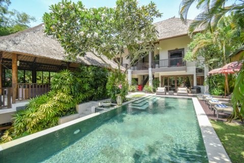 Vila 4 kamar tidur di Pererenan, Mengwi, Badung, Bali (11243)