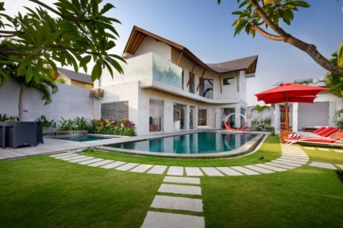 Vila 3 kamar tidur di Seminyak, Badung, Bali (1590)