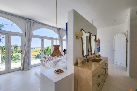 6 bedrooms Villa in Munggu, Mengwi, Badung, Bali (11234) 15