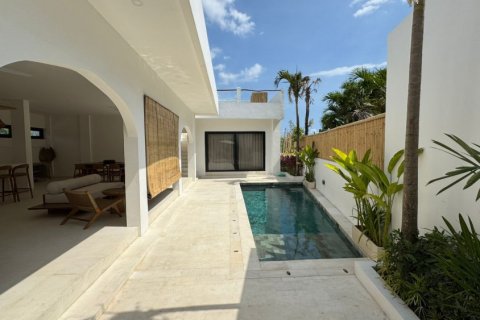 3 bedrooms Villa in Tumbak Bayuh, Mengwi, Badung, Bali (11727) 3
