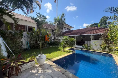 Vila 3 kamar tidur di Badung, Bali (12403)