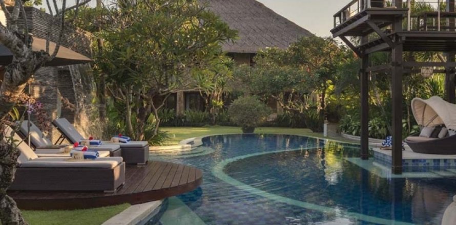 Vila 5 kamar tidur di Seminyak, Badung, Bali (1192)