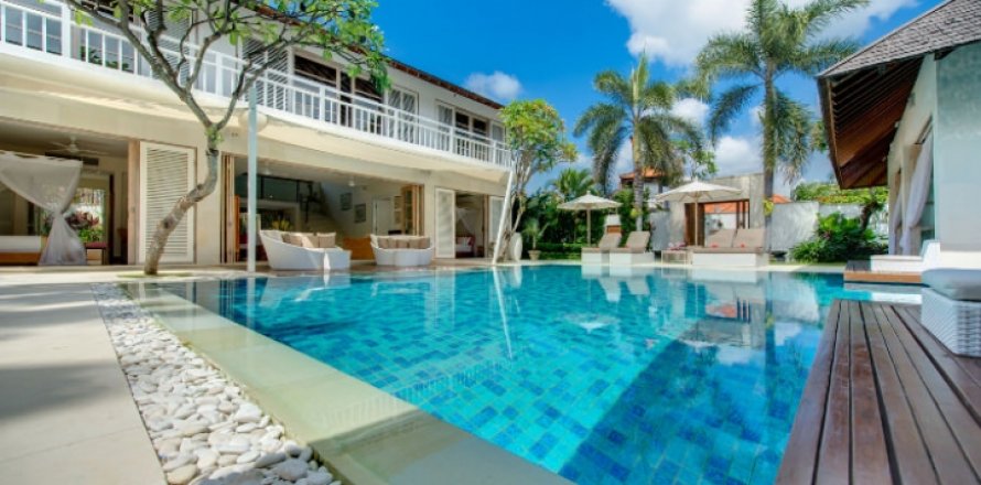 4 bedrooms Villa in Seminyak, Badung, Bali (1189)