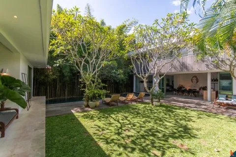 4 bedrooms Villa in Tumbak Bayuh, Mengwi, Badung, Bali (10964) 8