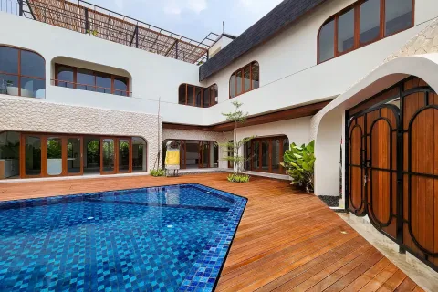 Vila 4 kamar tidur di Canggu, Badung, Bali (10965)