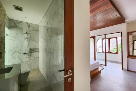 4 bedrooms Villa in Canggu, Badung, Bali (10965) 25