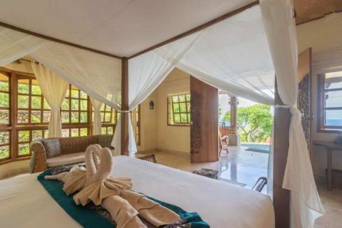 4 bedrooms Villa in Lovina, Anturan, Buleleng, Bali (5854) 12