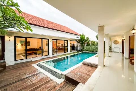 3 bedrooms Villa in Tibubeneng, Badung, Bali (12689) 2