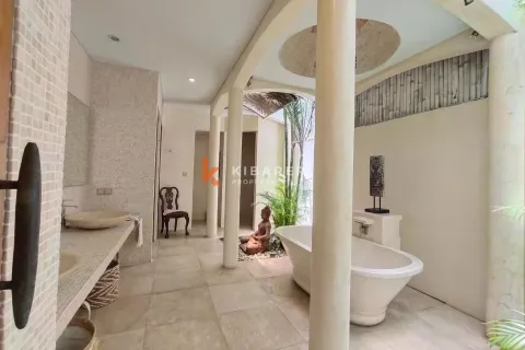 4 bedrooms Villa in Seminyak, Badung, Bali (13240) 11